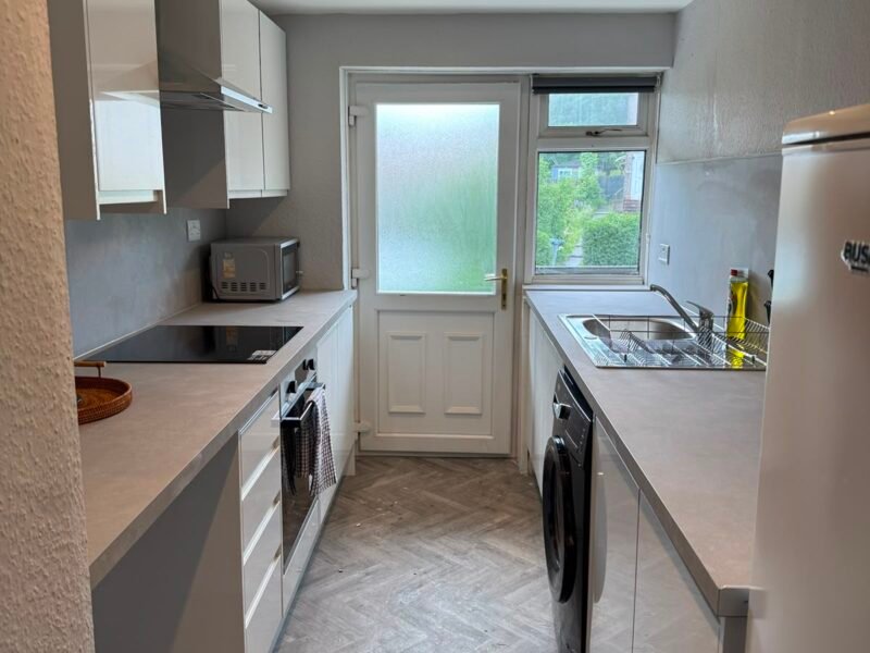 Stylish 2BR Flat · Free Parking ·Southside Glasgow photo 5